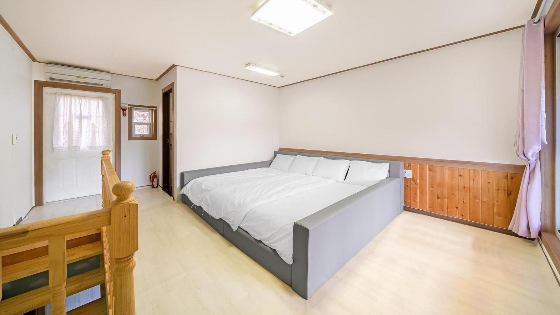 Hongcheon Byeolkaem Kidspulbilla Hotel Phòng bức ảnh